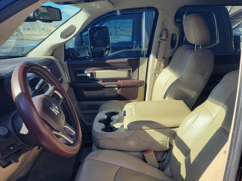 Used 2015 RAM 2500 Laramie image 17