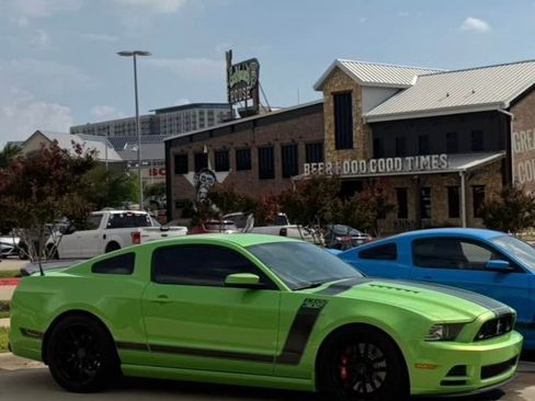 Used 2013 Ford Mustang Boss 302 w/ Boss 302 Accessory Pkg RWD image 16