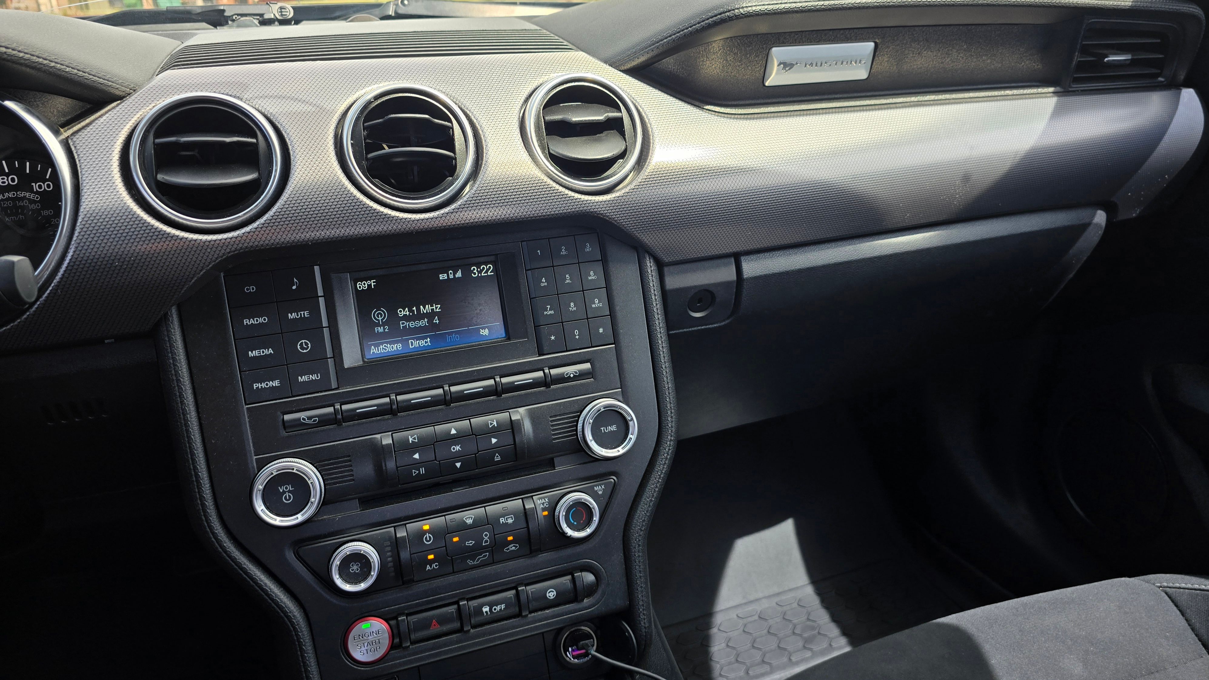 Used 2018 Ford Mustang GT RWD image 14