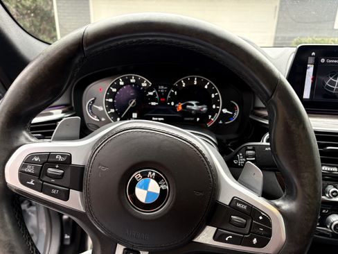 Used 2018 BMW 540i xDrive image 12