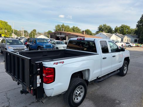 Used 2018 Chevrolet Silverado 2500 W/T w/ WT Convenience Package AWD/4WD image 10