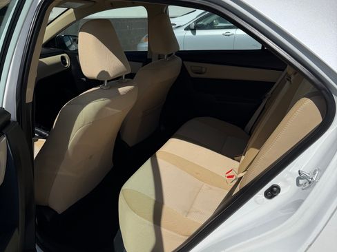 Used 2017 Toyota Corolla LE image 8