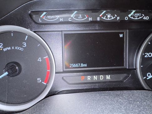 Used 2020 Ford F250 XL w/ STX Appearance Package image 2