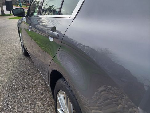 Used 2012 INFINITI G37 x Sedan w/ Premium Pkg image 11