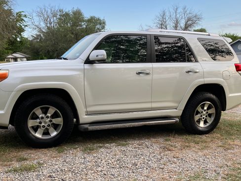 Used 2011 Toyota 4Runner SR5 RWD image 5