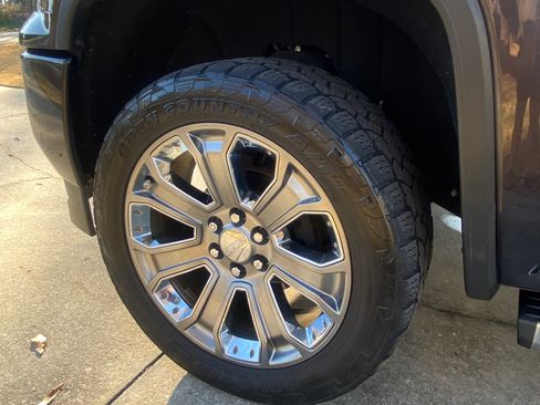 Used 2016 GMC Sierra 1500 Denali w/ Denali Ultimate Package image 17