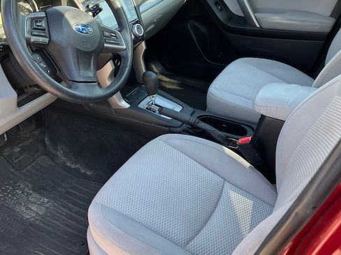 Used 2016 Subaru Forester 2.5i Premium w/ All-Weather Package image 19