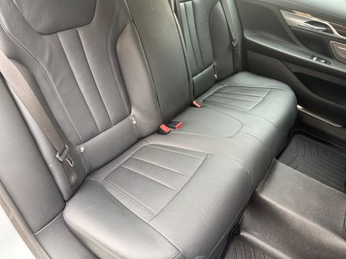 Used 2019 BMW 740i xDrive AWD/4WD image 20
