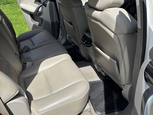 Used 2009 Acura MDX w/ Technology & Entertainment image 9
