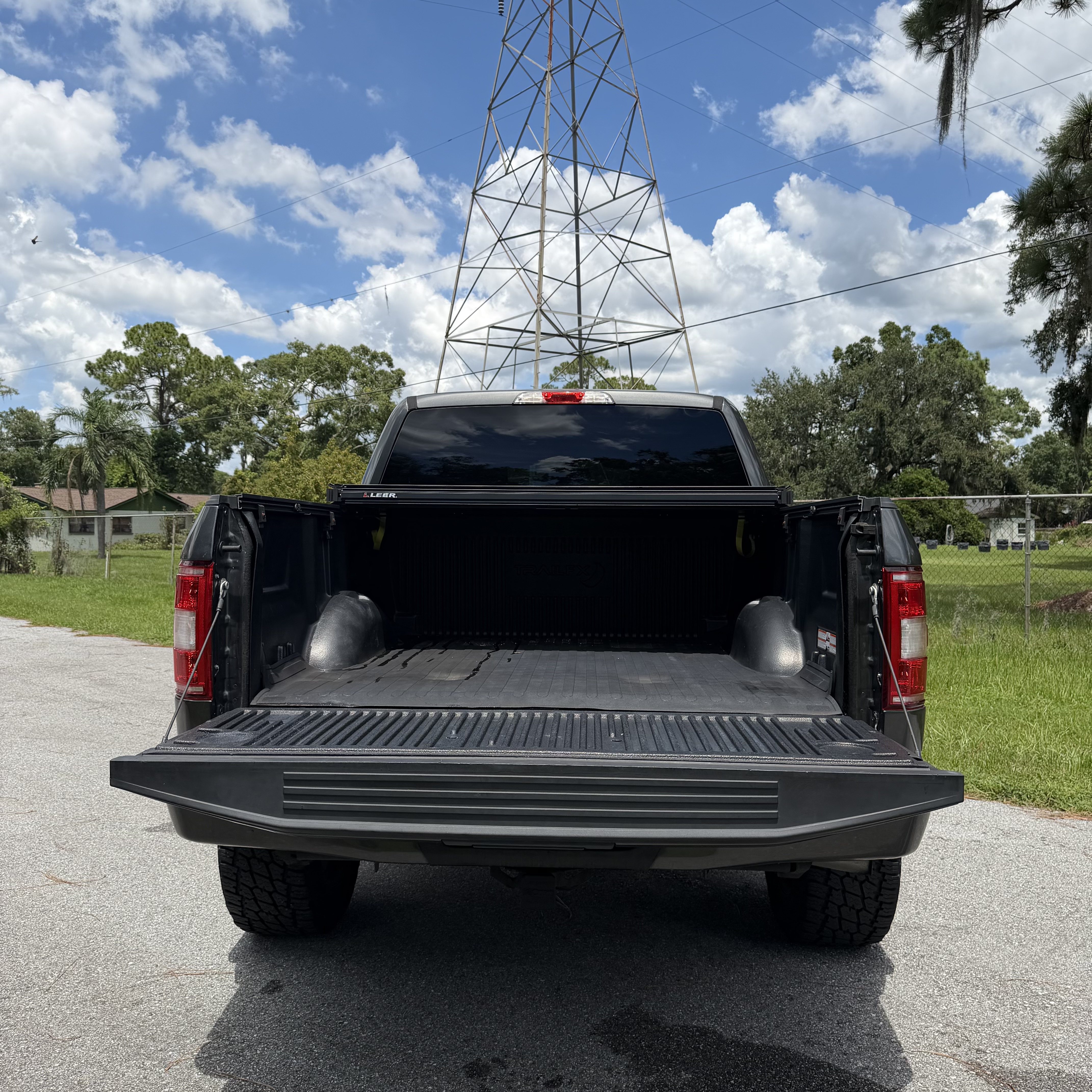 Used 2020 Ford F150 XL w/ Equipment Group 101A Mid RWD image 4