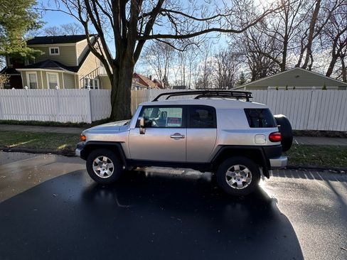 Used 2007 Toyota FJ Cruiser 4WD image 5