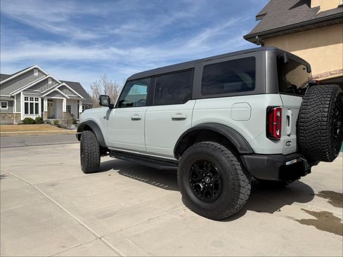 Used 2021 Ford Bronco Wildtrak image 13