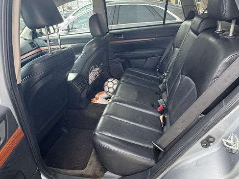 Used 2013 Subaru Outback 3.6R Limited image 4