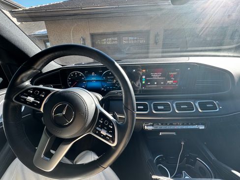 Used 2022 Mercedes-Benz GLS 450 4MATIC image 6