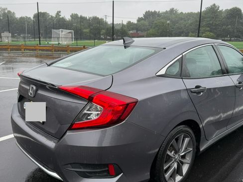Used 2019 Honda Civic EX image 8