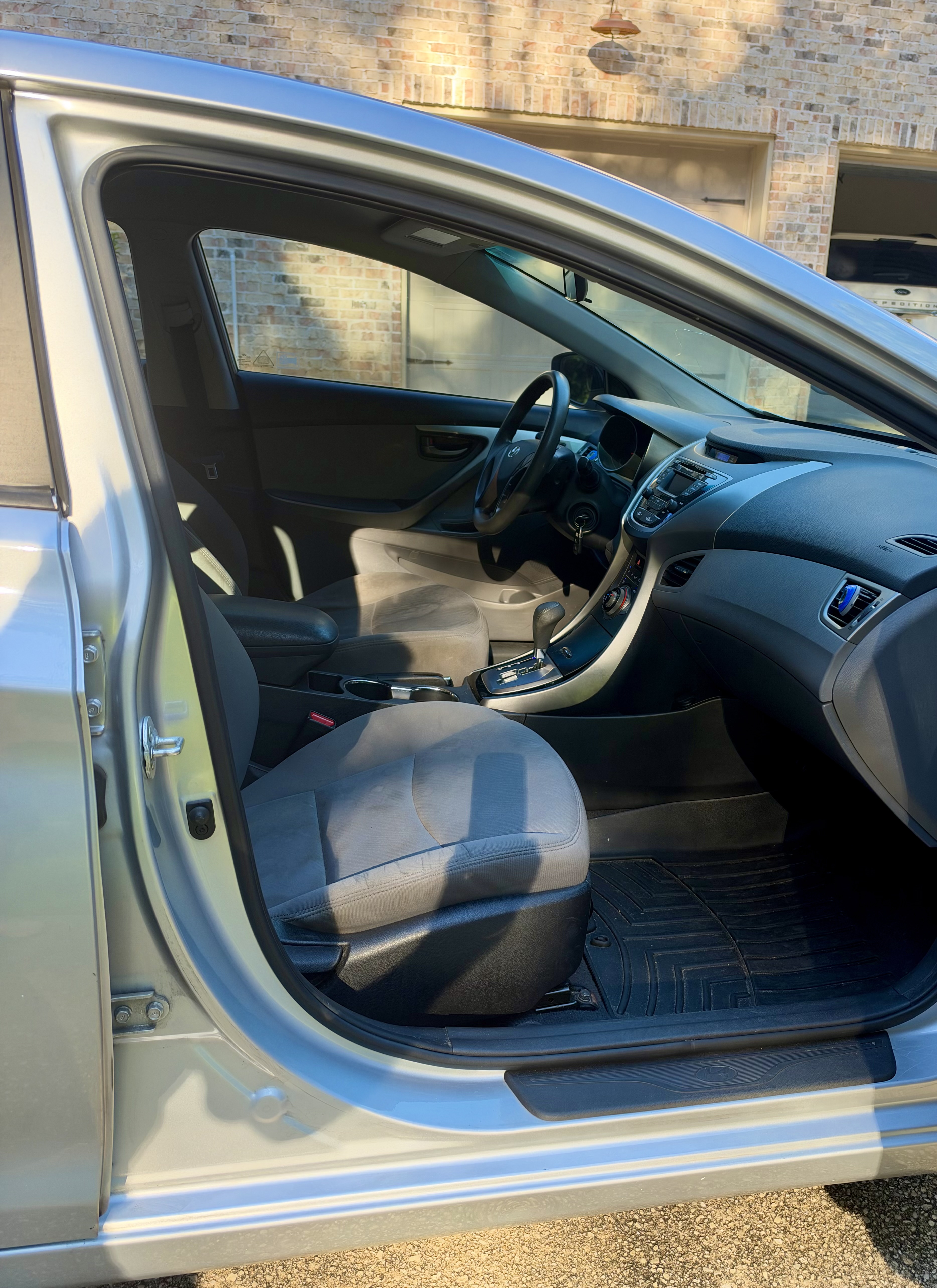 Used 2013 Hyundai Elantra GLS FWD image 9