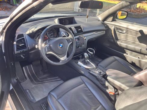 Used 2013 BMW 135i Convertible image 6