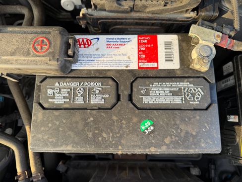 Used 2013 Hyundai Tucson Limited FWD image 12