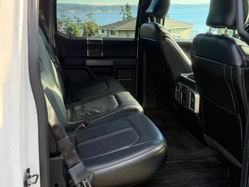 Used 2016 Ford F150 Platinum w/ Equipment Group 701A Luxury image 13