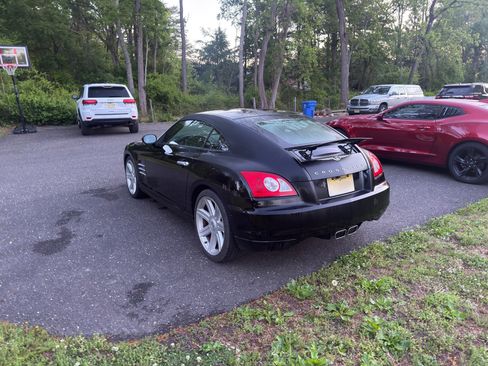 Used 2005 Chrysler Crossfire Limited RWD image 5
