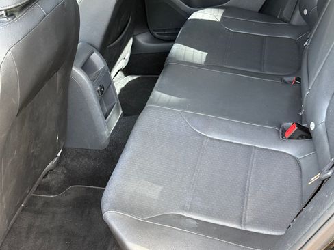 Used 2015 Volkswagen Jetta SE FWD image 16