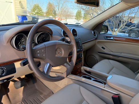 Used 2008 Mercedes-Benz GL 320 CDI 4MATIC image 9