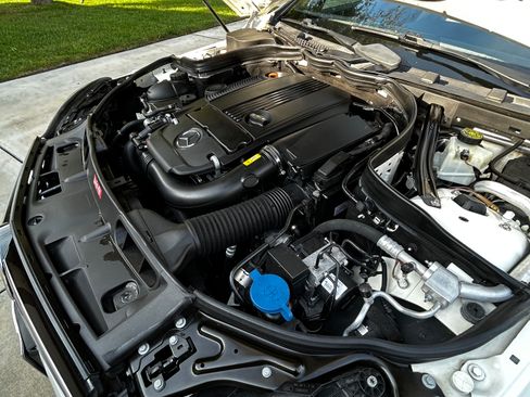 Used 2014 Mercedes-Benz C 250 Sedan image 6