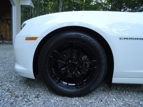 Used 2015 Chevrolet Camaro LS image 9