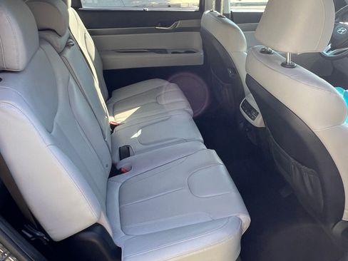 Used 2022 Hyundai Palisade SEL w/ 8P Bench Seat Package FWD image 23
