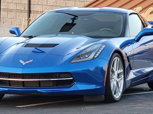 Used 2016 Chevrolet Corvette Stingray Coupe w/ 3LT Preferred Equipment Group image 19