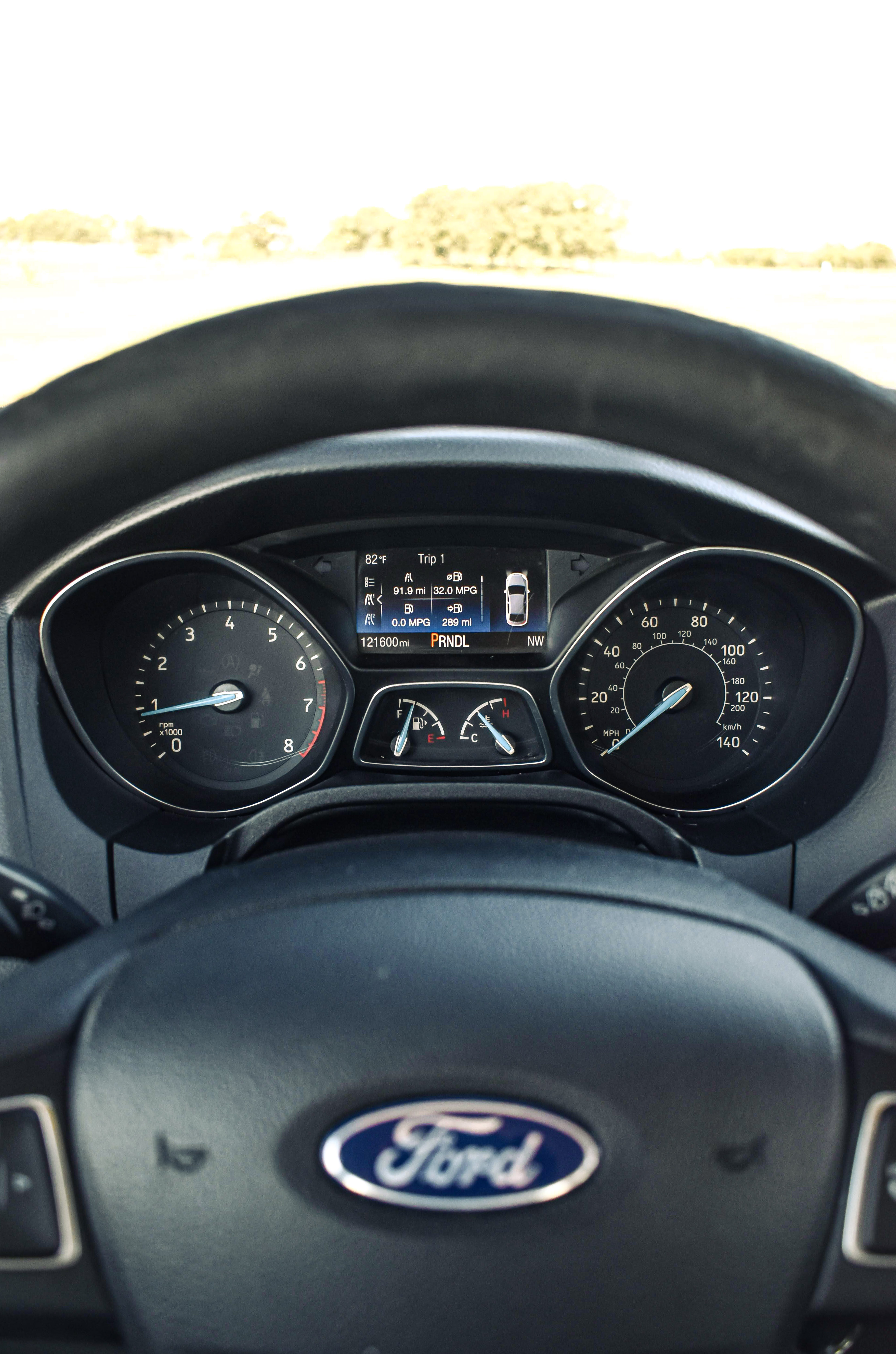 Used 2017 Ford Focus SE FWD image 15