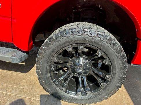 Used 2014 Ford F150 FX4 w/ Equipment Group 402A Luxury AWD/4WD image 10