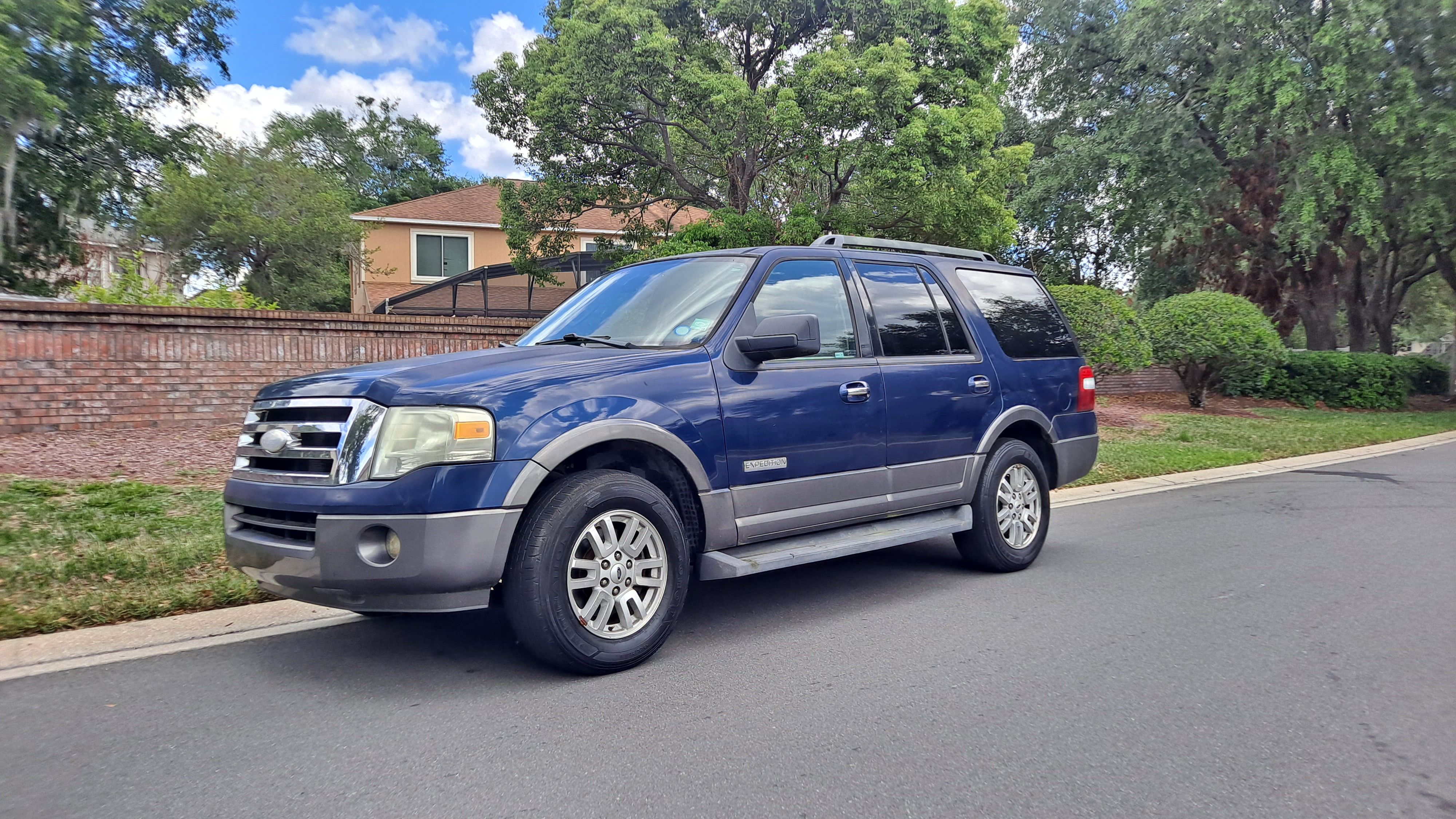 Used 2007 Ford Expedition XLT RWD image 1
