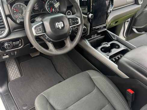 Used 2025 RAM 1500 Big Horn AWD/4WD image 6