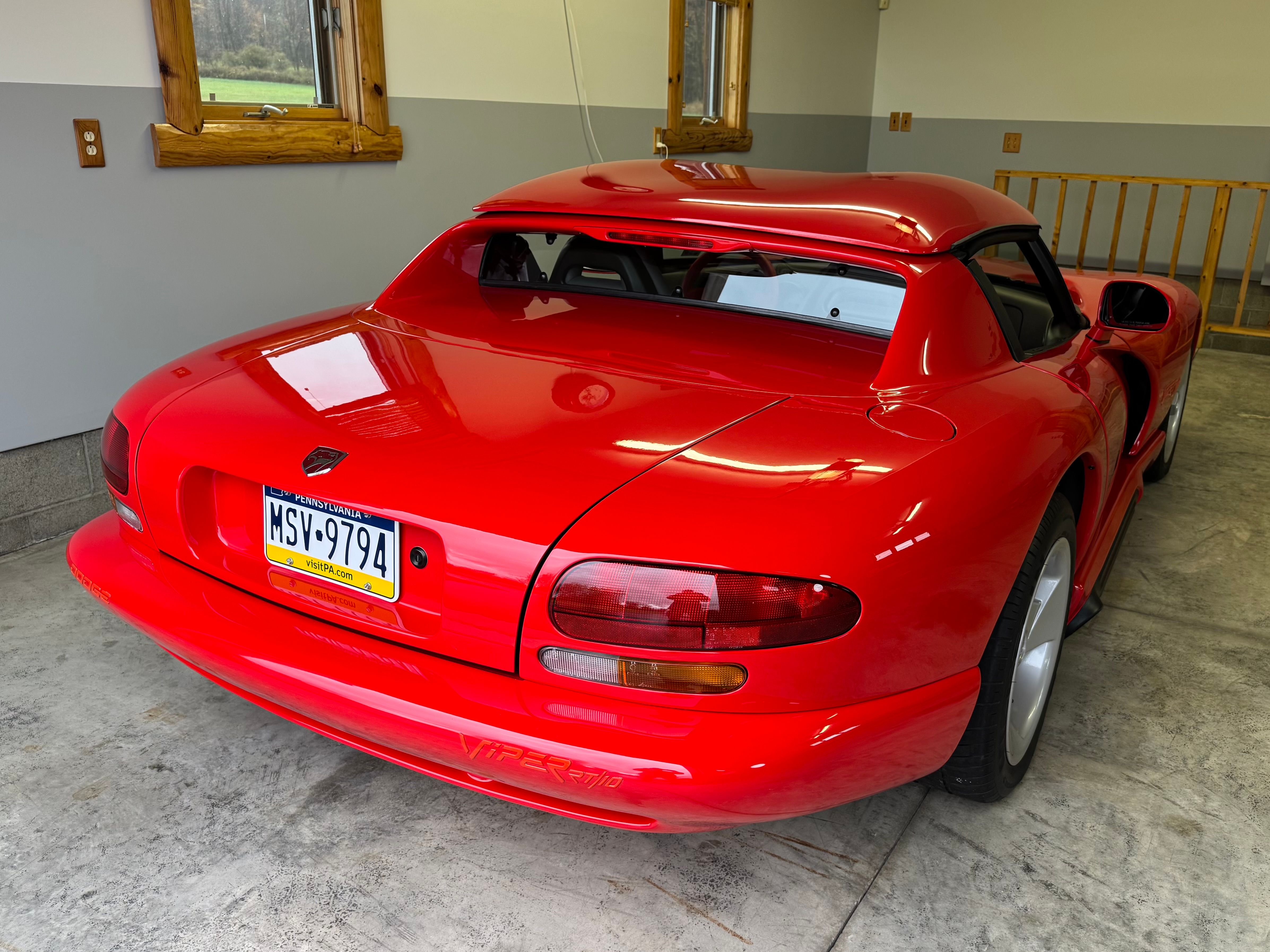 Used 1994 Dodge Viper RT/10 RWD image 11