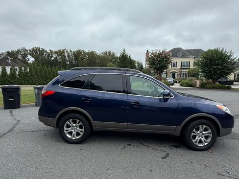 Used 2011 Hyundai Veracruz GLS image 4