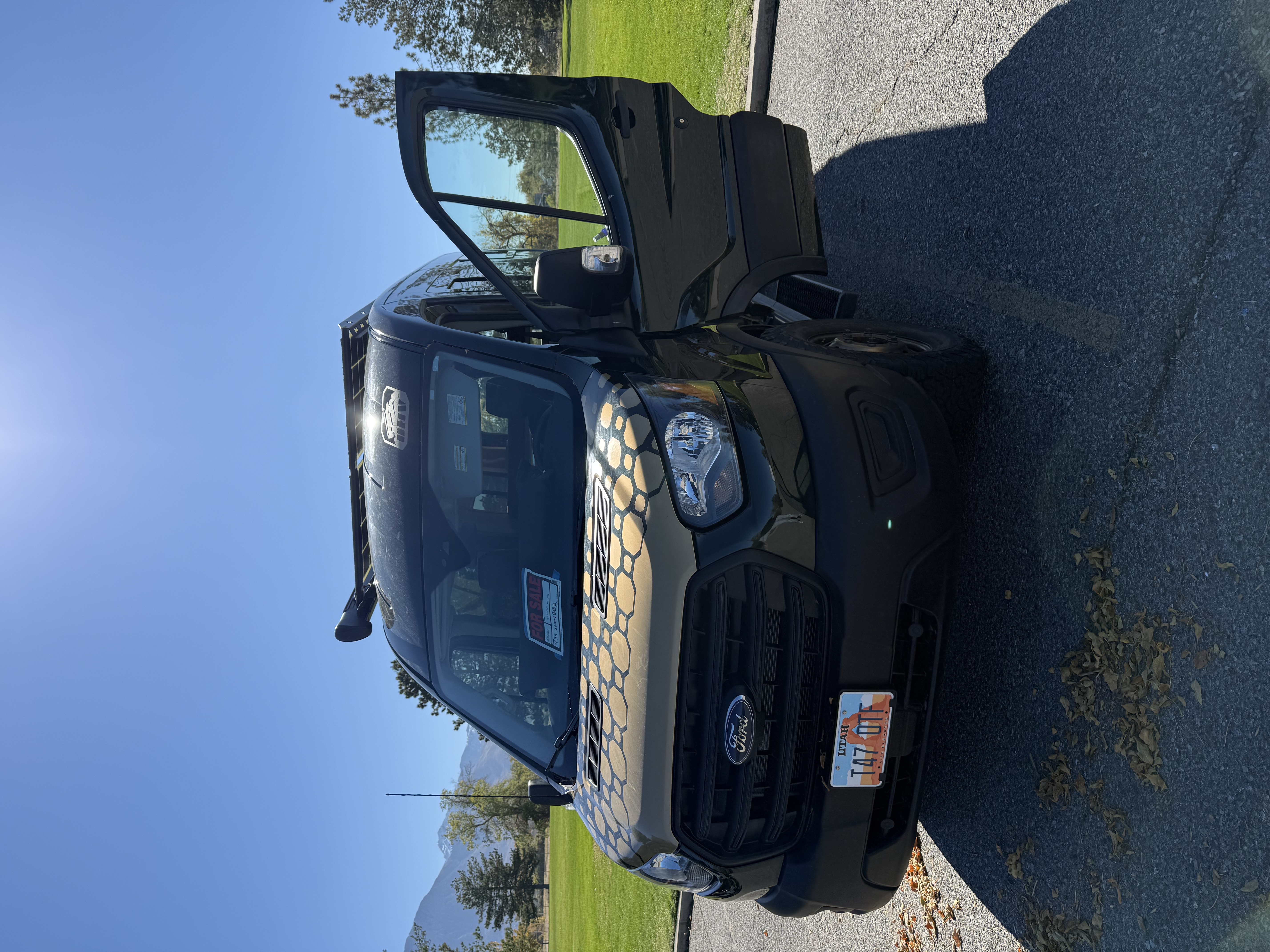 Used 2020 Ford Transit 250 Medium Roof AWD image 4