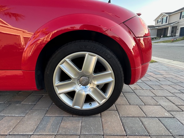 Used 2004 Audi TT 1.8T FWD image 11