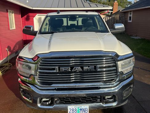 Used 2020 RAM 2500 Laramie image 2
