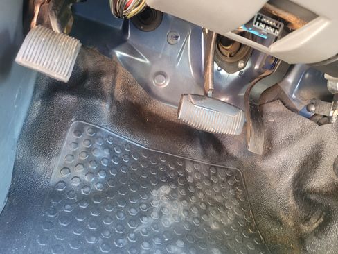 Used 2011 Ford Ranger XL image 16