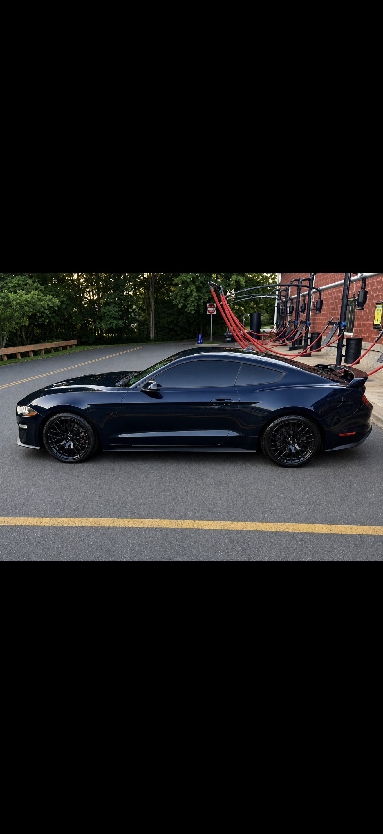 Used 2021 Ford Mustang GT Premium w/ GT Performance Package RWD image 2