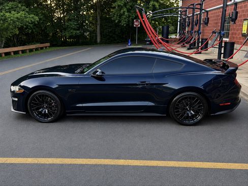 Used 2021 Ford Mustang GT Premium w/ GT Performance Package RWD image 2
