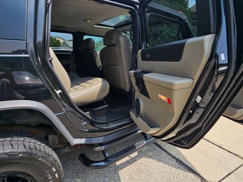 Used 2007 HUMMER H2 AWD/4WD image 9