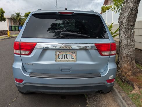 Used 2012 Jeep Grand Cherokee Laredo RWD image 4