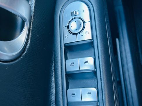 Used 2022 Hyundai Ioniq 5 SE w/ Cargo Package image 18