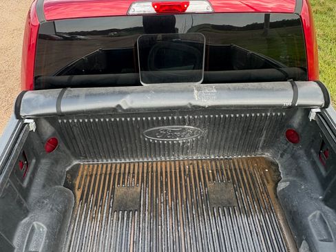 Used 2016 Ford F150 XLT w/ Equipment Group 302A Luxury AWD/4WD image 6