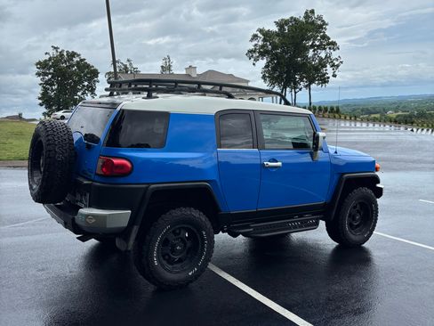 Used 2007 Toyota FJ Cruiser 4WD image 4