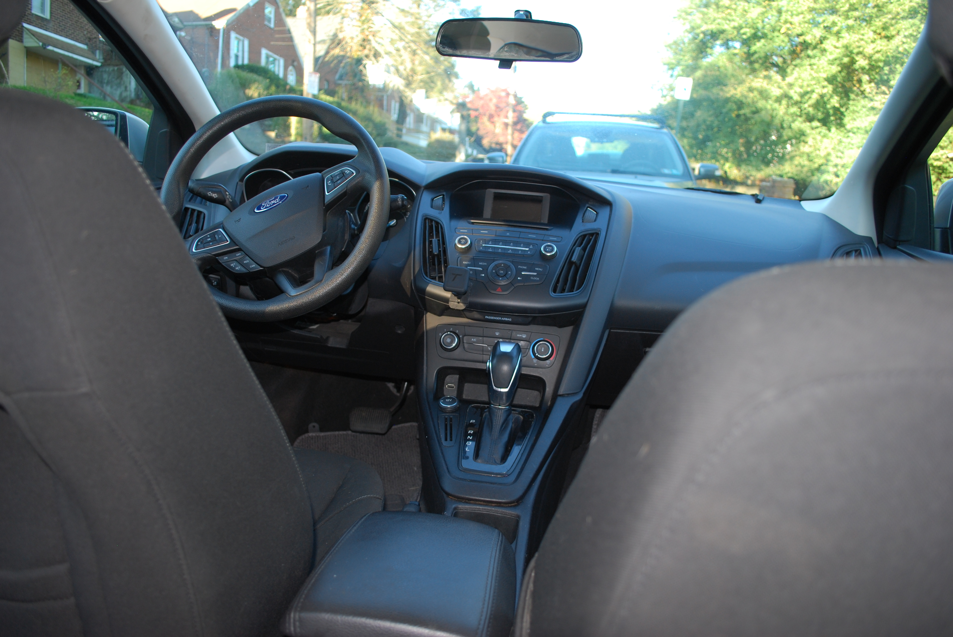 Used 2015 Ford Focus SE FWD image 9
