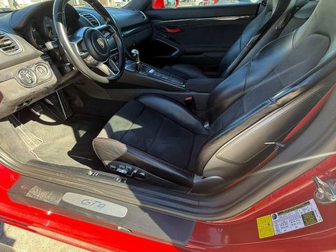 Used 2016 Porsche Cayman GT4 image 1