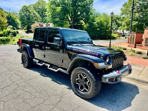 Used 2021 Jeep Gladiator Rubicon AWD/4WD image 5